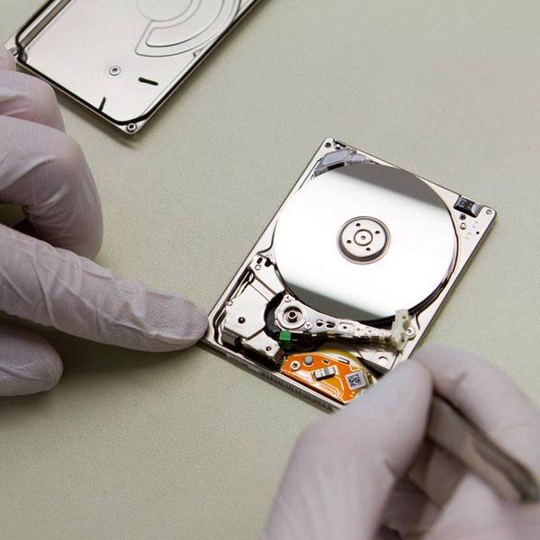 Laminarflow Labor SOS Data Recovery